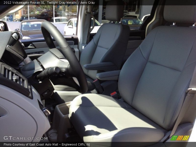 Twilight Gray Metallic / Aero Gray 2012 Volkswagen Routan SE