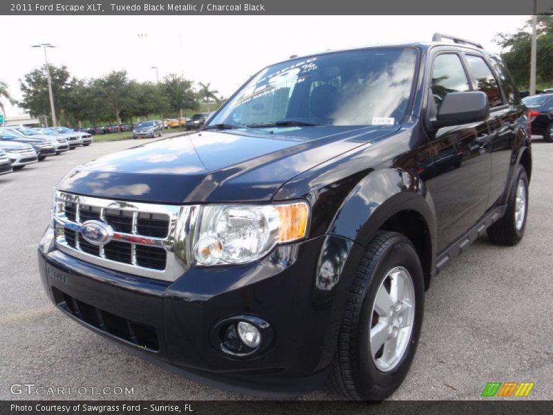 Tuxedo Black Metallic / Charcoal Black 2011 Ford Escape XLT