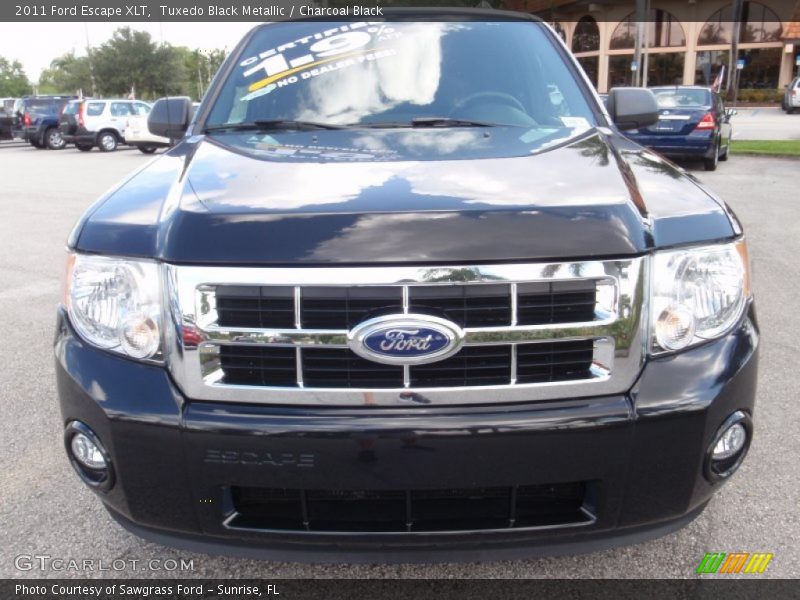 Tuxedo Black Metallic / Charcoal Black 2011 Ford Escape XLT