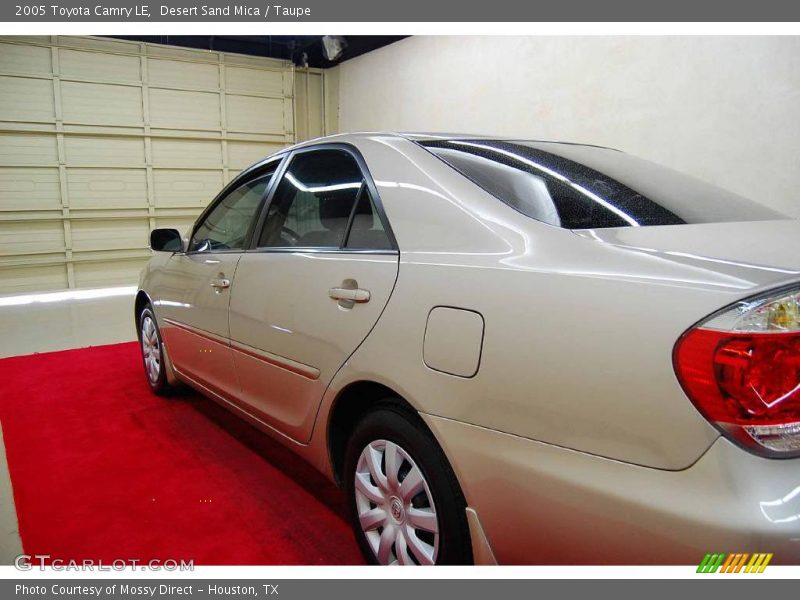 Desert Sand Mica / Taupe 2005 Toyota Camry LE