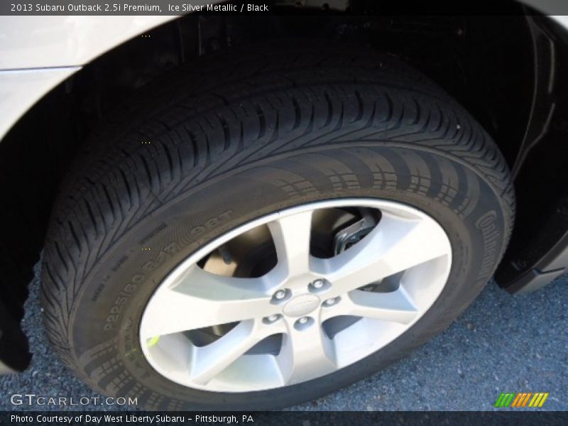 Ice Silver Metallic / Black 2013 Subaru Outback 2.5i Premium