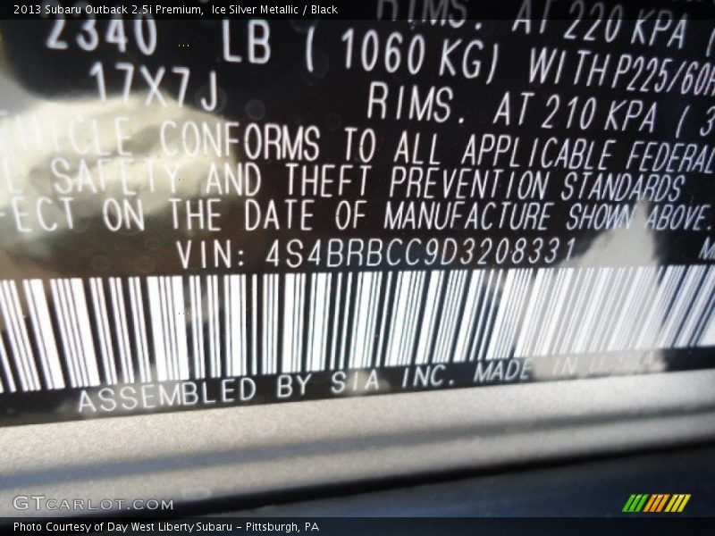 Ice Silver Metallic / Black 2013 Subaru Outback 2.5i Premium