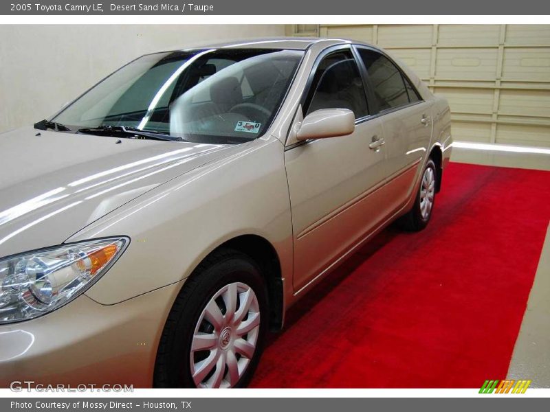 Desert Sand Mica / Taupe 2005 Toyota Camry LE