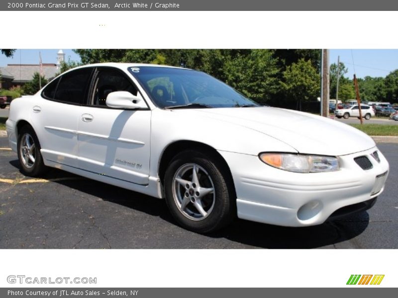 Arctic White / Graphite 2000 Pontiac Grand Prix GT Sedan