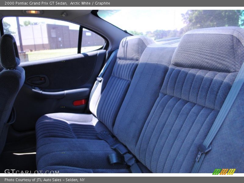 Arctic White / Graphite 2000 Pontiac Grand Prix GT Sedan