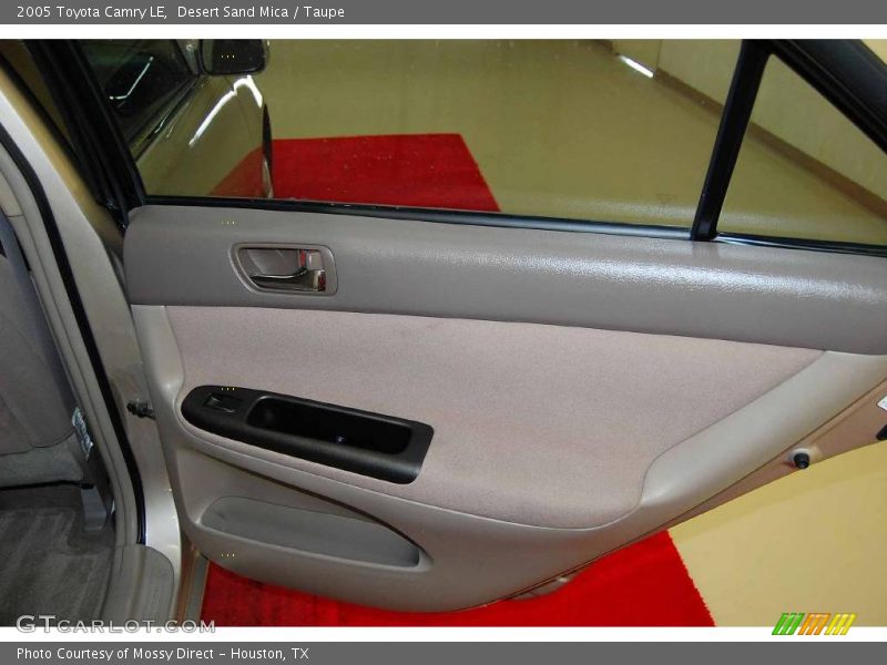 Desert Sand Mica / Taupe 2005 Toyota Camry LE