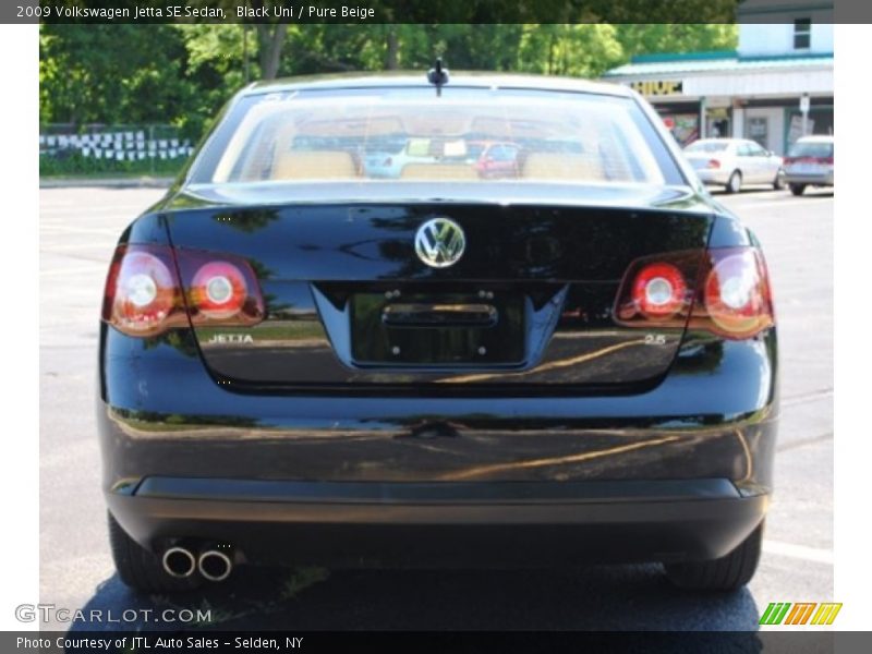 Black Uni / Pure Beige 2009 Volkswagen Jetta SE Sedan