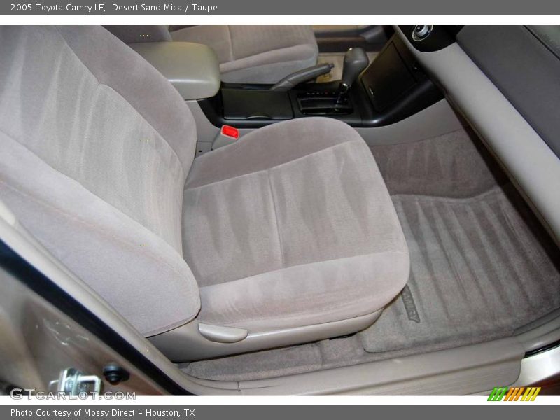 Desert Sand Mica / Taupe 2005 Toyota Camry LE