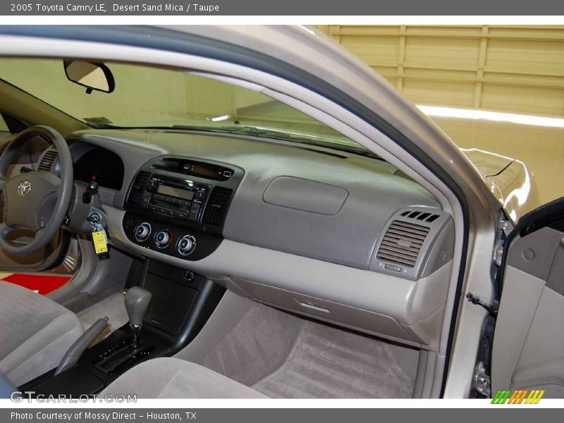 Desert Sand Mica / Taupe 2005 Toyota Camry LE
