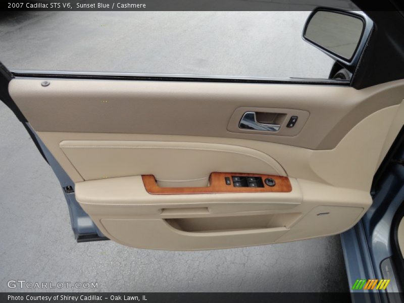 Door Panel of 2007 STS V6