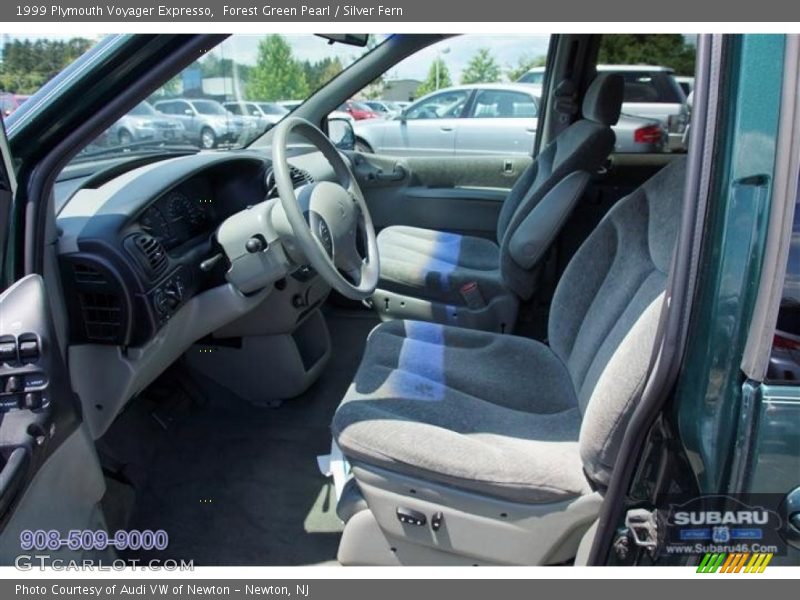 Forest Green Pearl / Silver Fern 1999 Plymouth Voyager Expresso