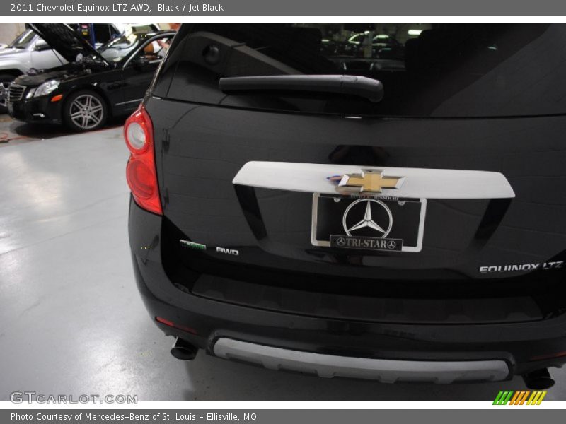 Black / Jet Black 2011 Chevrolet Equinox LTZ AWD