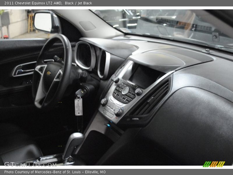 Black / Jet Black 2011 Chevrolet Equinox LTZ AWD