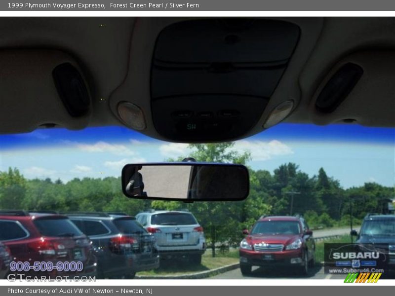 Forest Green Pearl / Silver Fern 1999 Plymouth Voyager Expresso