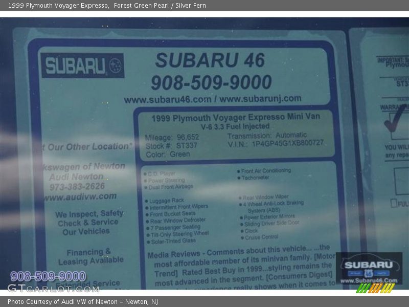 Forest Green Pearl / Silver Fern 1999 Plymouth Voyager Expresso