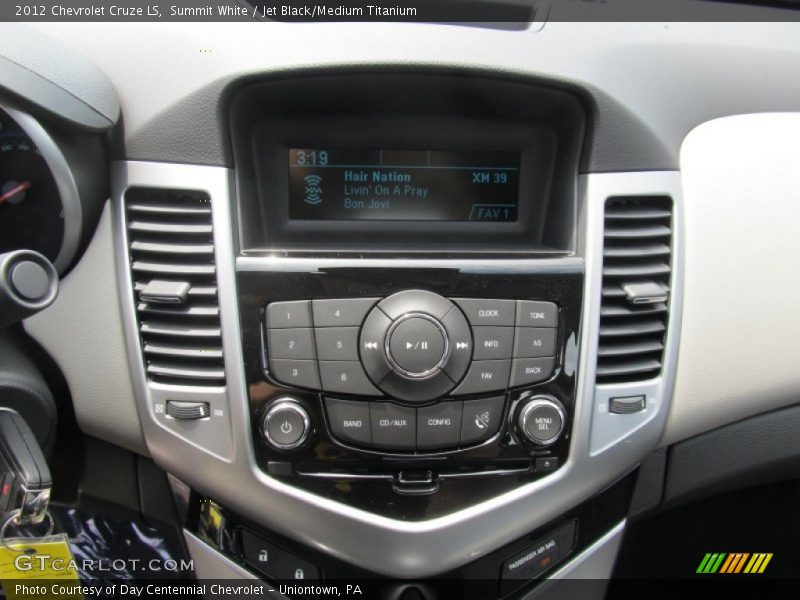 Summit White / Jet Black/Medium Titanium 2012 Chevrolet Cruze LS