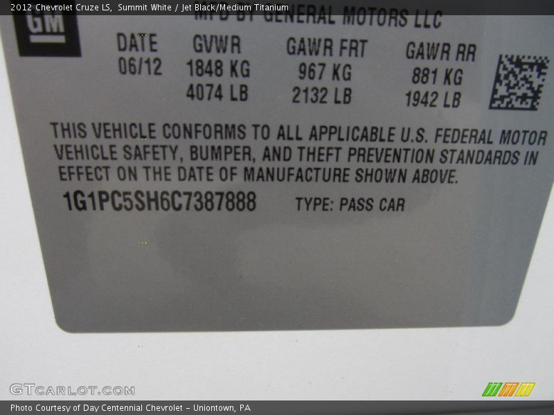 Summit White / Jet Black/Medium Titanium 2012 Chevrolet Cruze LS