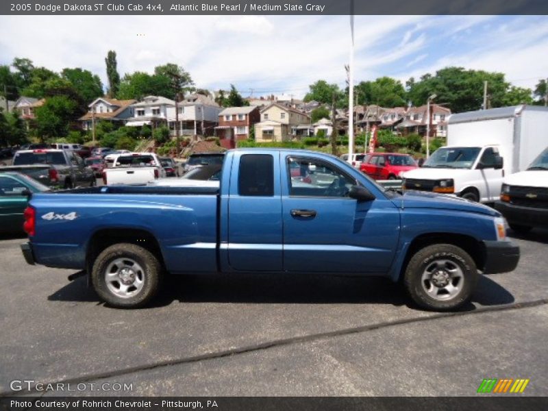 Atlantic Blue Pearl / Medium Slate Gray 2005 Dodge Dakota ST Club Cab 4x4