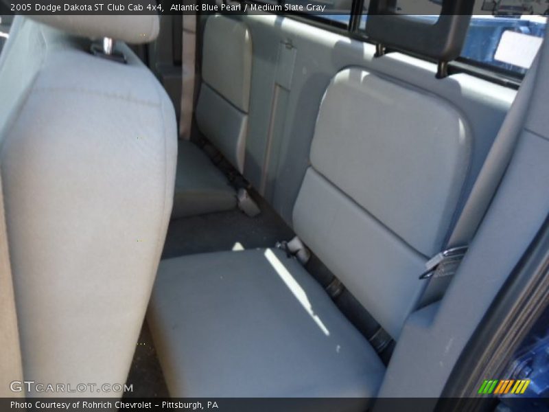 Atlantic Blue Pearl / Medium Slate Gray 2005 Dodge Dakota ST Club Cab 4x4