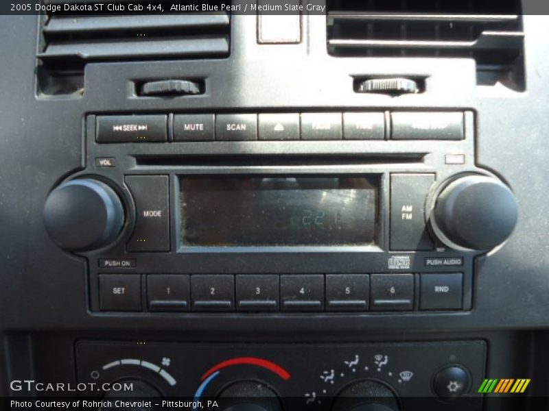 Atlantic Blue Pearl / Medium Slate Gray 2005 Dodge Dakota ST Club Cab 4x4