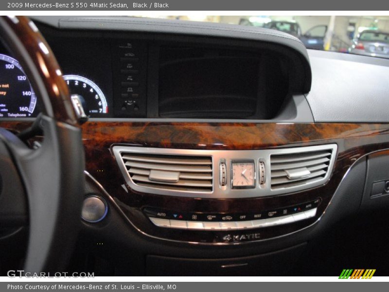 Black / Black 2009 Mercedes-Benz S 550 4Matic Sedan