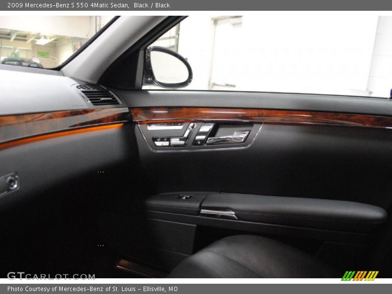 Black / Black 2009 Mercedes-Benz S 550 4Matic Sedan