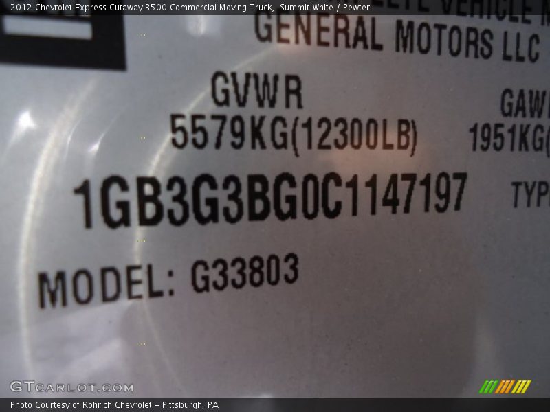 Summit White / Pewter 2012 Chevrolet Express Cutaway 3500 Commercial Moving Truck