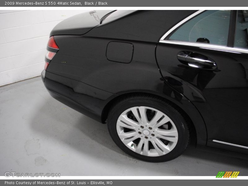 Black / Black 2009 Mercedes-Benz S 550 4Matic Sedan
