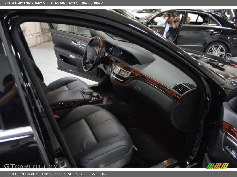 Black / Black 2009 Mercedes-Benz S 550 4Matic Sedan