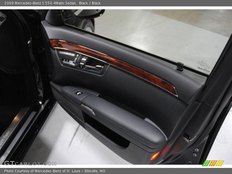 Black / Black 2009 Mercedes-Benz S 550 4Matic Sedan