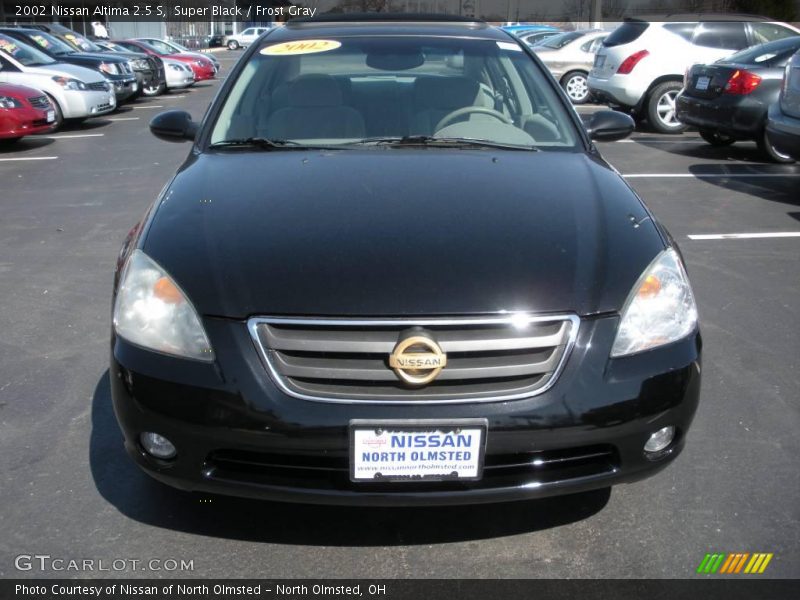 Super Black / Frost Gray 2002 Nissan Altima 2.5 S