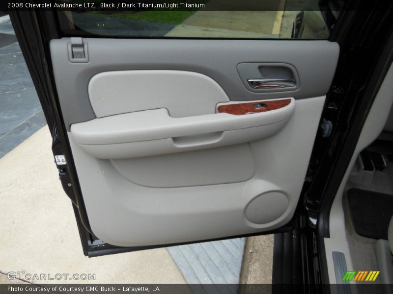 Black / Dark Titanium/Light Titanium 2008 Chevrolet Avalanche LTZ