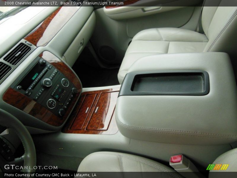Black / Dark Titanium/Light Titanium 2008 Chevrolet Avalanche LTZ