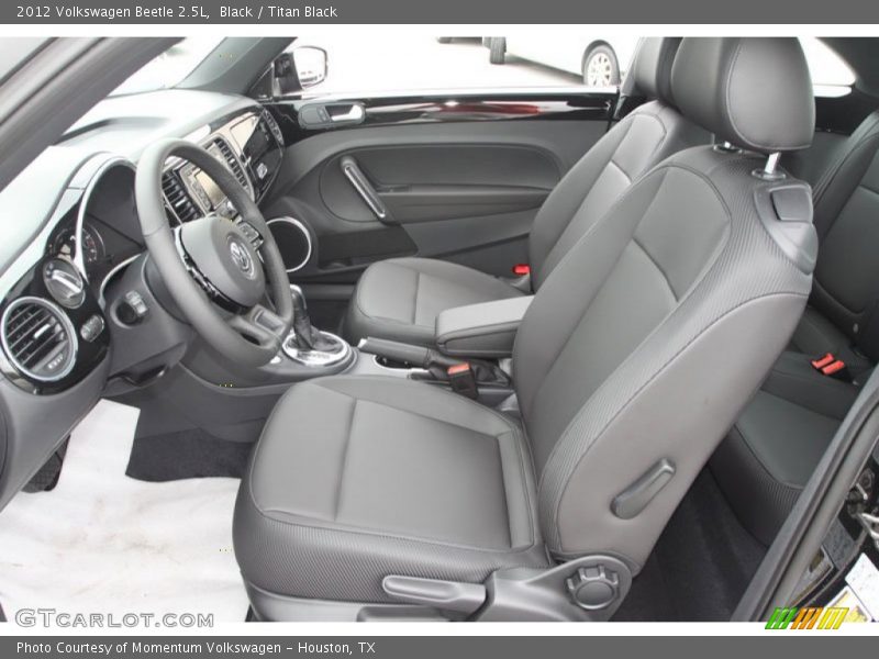 Black / Titan Black 2012 Volkswagen Beetle 2.5L