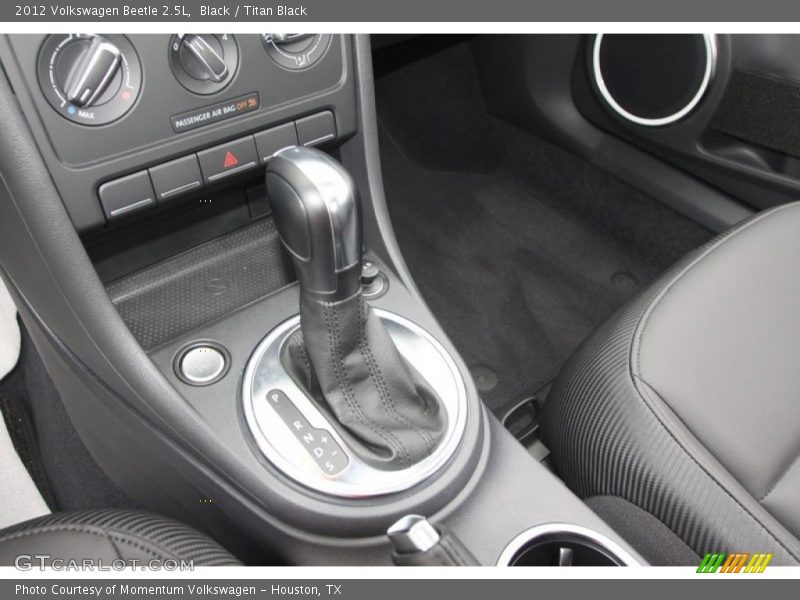 Black / Titan Black 2012 Volkswagen Beetle 2.5L