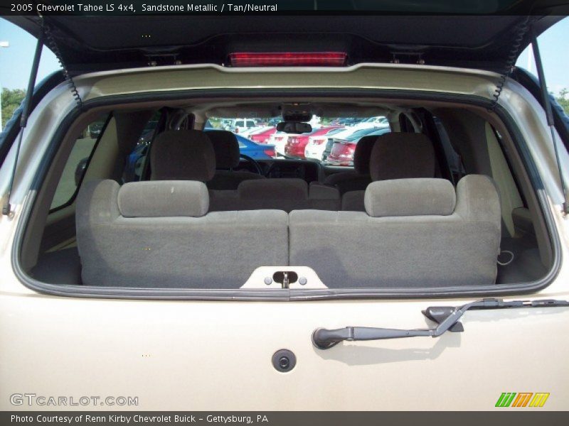 Sandstone Metallic / Tan/Neutral 2005 Chevrolet Tahoe LS 4x4