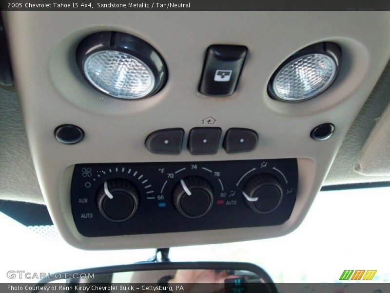 Sandstone Metallic / Tan/Neutral 2005 Chevrolet Tahoe LS 4x4