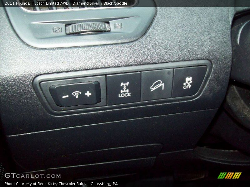 Diamond Silver / Black/Saddle 2011 Hyundai Tucson Limited AWD