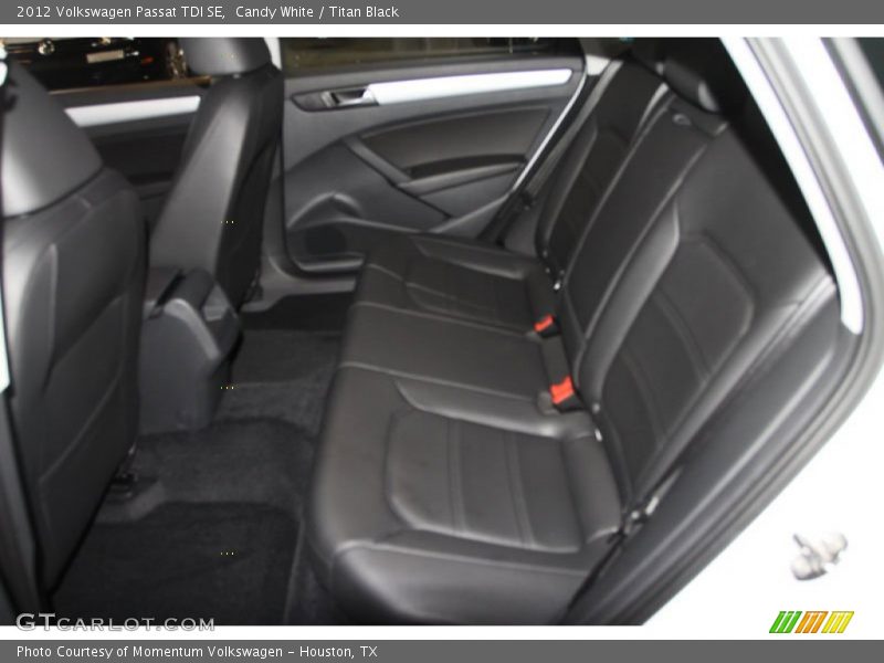 Candy White / Titan Black 2012 Volkswagen Passat TDI SE