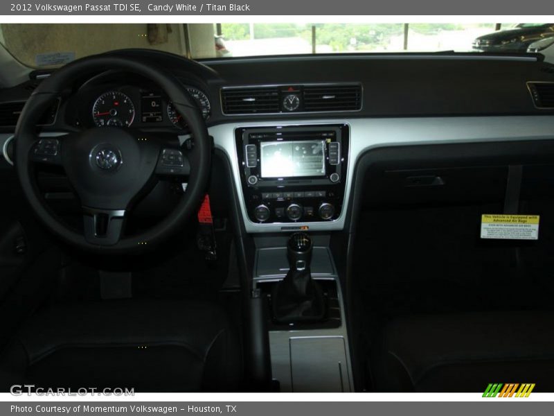 Candy White / Titan Black 2012 Volkswagen Passat TDI SE