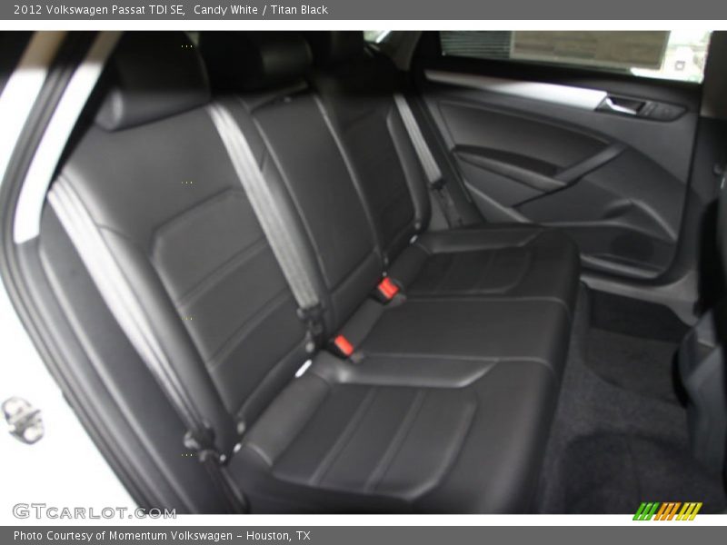 Candy White / Titan Black 2012 Volkswagen Passat TDI SE