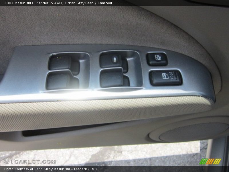 Urban Gray Pearl / Charcoal 2003 Mitsubishi Outlander LS 4WD