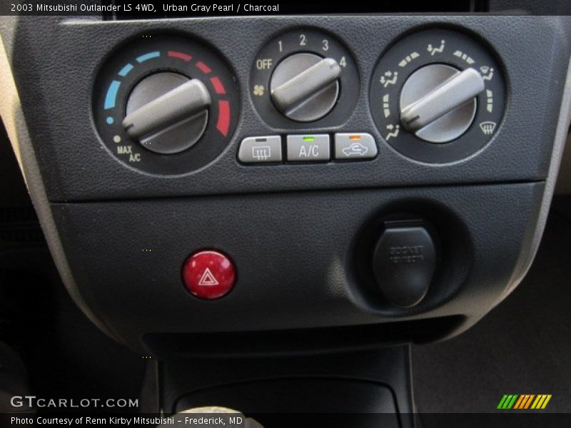 Urban Gray Pearl / Charcoal 2003 Mitsubishi Outlander LS 4WD