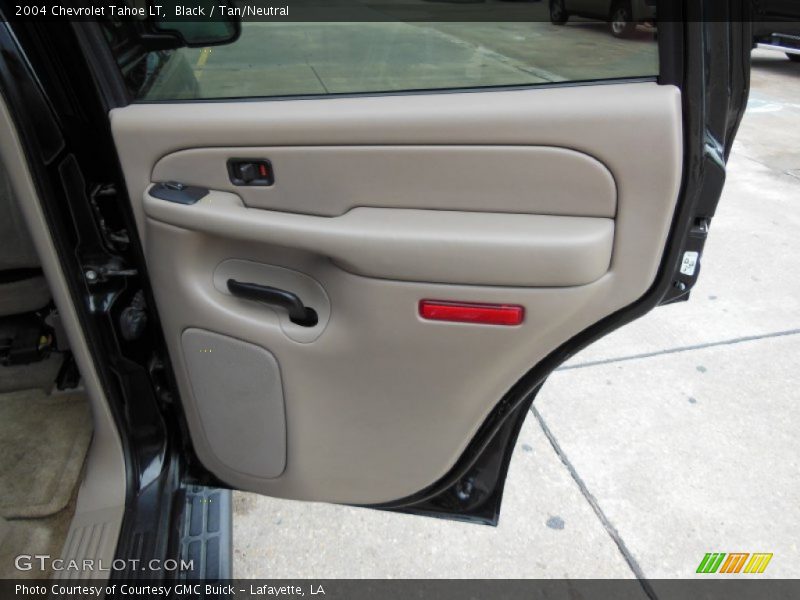 Black / Tan/Neutral 2004 Chevrolet Tahoe LT