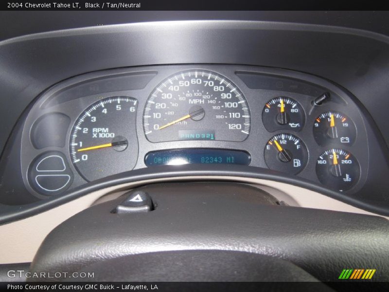 Black / Tan/Neutral 2004 Chevrolet Tahoe LT