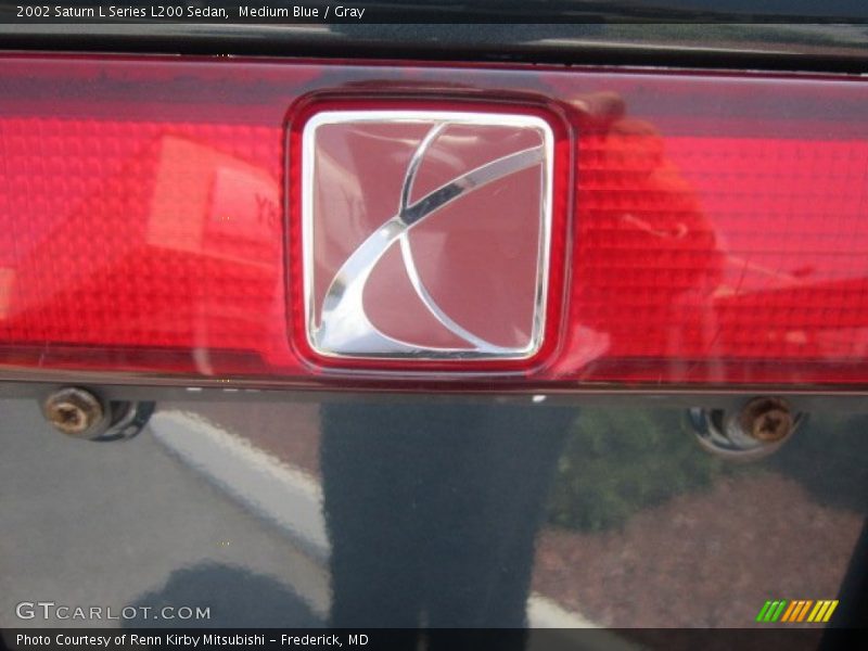 Medium Blue / Gray 2002 Saturn L Series L200 Sedan