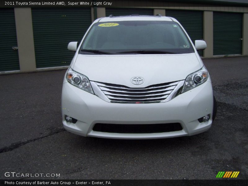 Super White / Light Gray 2011 Toyota Sienna Limited AWD