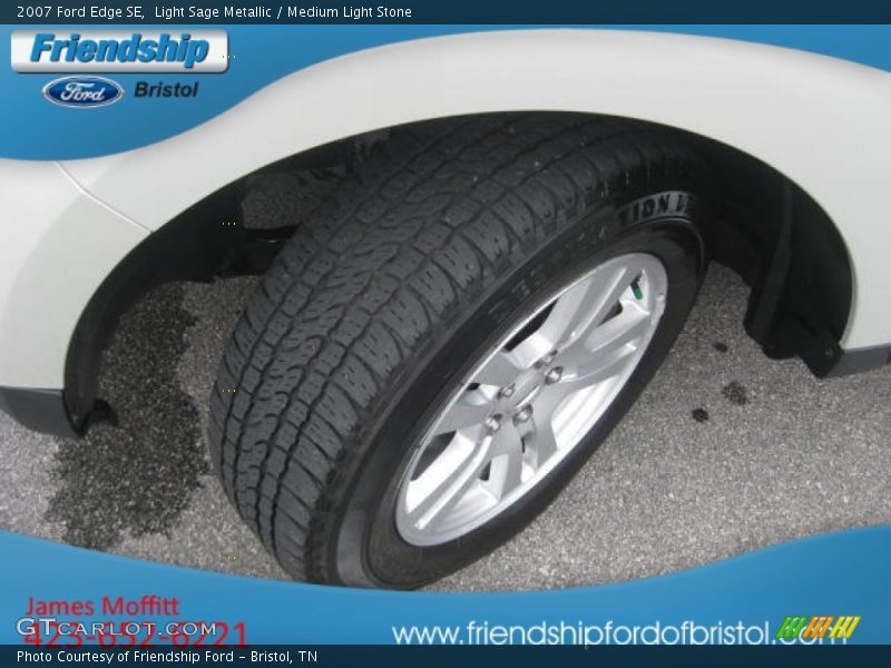 Light Sage Metallic / Medium Light Stone 2007 Ford Edge SE