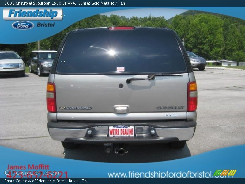 Sunset Gold Metallic / Tan 2001 Chevrolet Suburban 1500 LT 4x4