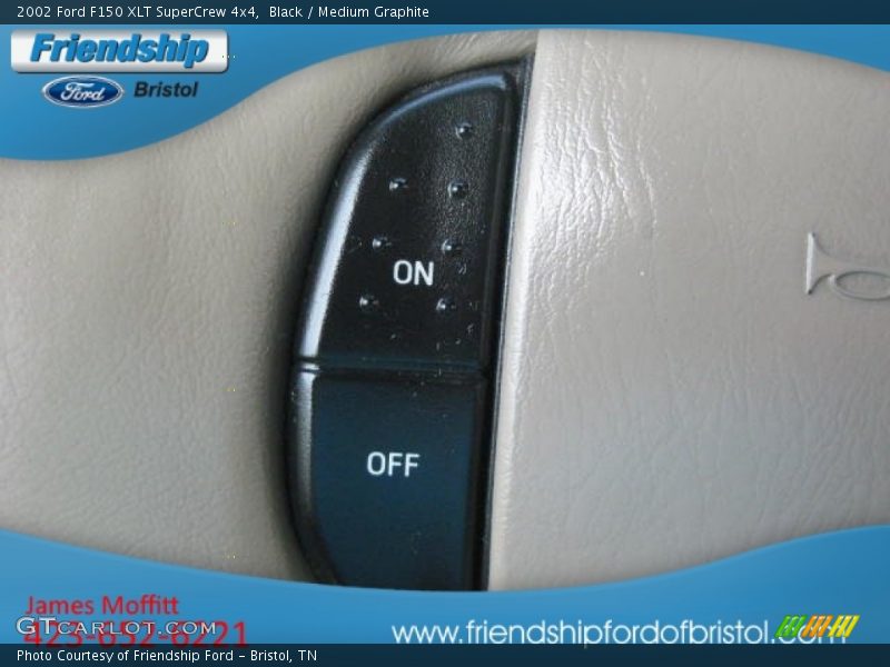 Black / Medium Graphite 2002 Ford F150 XLT SuperCrew 4x4